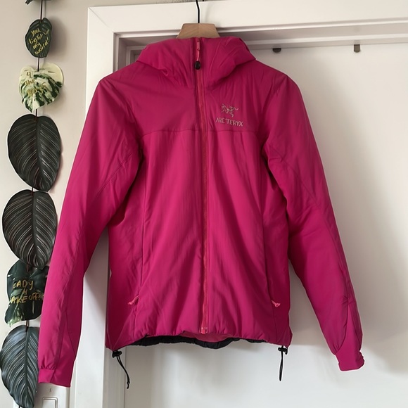 Arc'teryx Jackets & Blazers - Arc'teryx Atom LT Insulated Full Zip Hooded Jacket Pink S